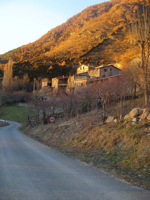 Casa Enriu-Alojamiento Y Desayuno Vilaller Eksteriør bilde